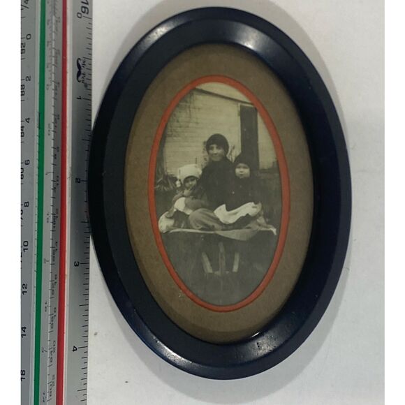Vintage Miniature Framed Original Photograph Portrait Mother & Children 4.5” - Picture 4 of 4
